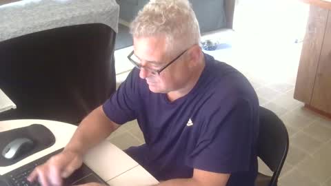 Joe online show from 09/28/25, 03:39