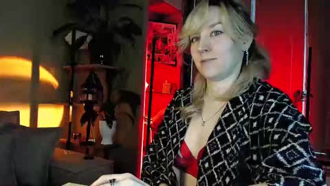 Sunshine online show from 02/14/25, 06:23