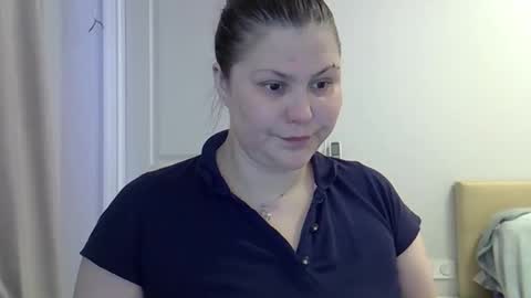 Snapshot of 5anna chatting on 09/18/25, 12:40 5anna online show from 09/18/25, 12:40