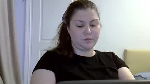 Snapshot of 5anna chatting on 10/11/25, 12:36 5anna online show from 10/11/25, 12:36