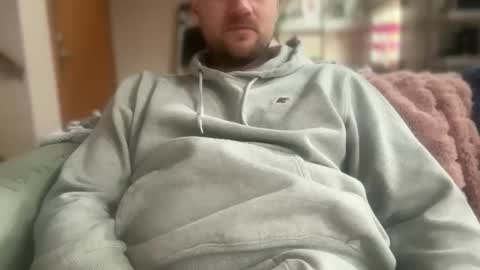 Snapshot of 612dilf chatting on 11/01/25, 07:49 612Dilf online show from 11/01/25, 07:49