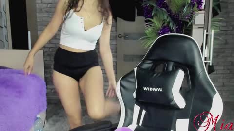 Mia my pvt is open and lovense is active online show from 12/07/24, 04:09