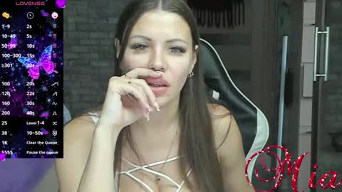 Mia my pvt is open and lovense is active online show from 01/15/25, 10:06