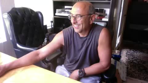 Snapshot of 66sexytime99 chatting on 10/31/25, 05:58 daddy vegas for single women and couples here online show from 10/31/25, 05:58