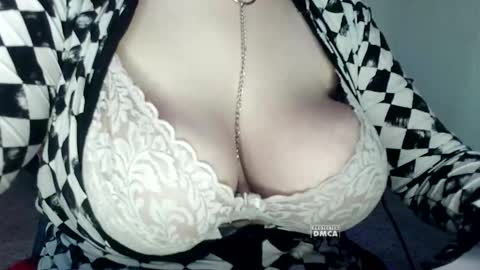 Snapshot of 6_dream_9 chatting on 11/18/25, 06:51 6_dream_9 online show from 11/18/25, 06:51