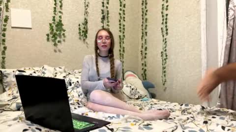 Snapshot of 6hei6not chatting on 11/26/25, 04:30 6hei6not online show from 11/26/25, 04:30