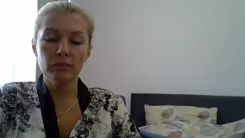 Snapshot of 6siren chatting on 10/08/25, 08:34 6siren online show from 10/08/25, 08:34