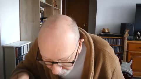  Papi  online show from 02/08/25, 12:06