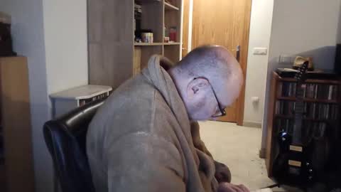  Papi  online show from 03/05/25, 07:06