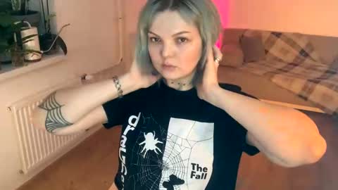 Ivy online show from 02/01/25, 01:55