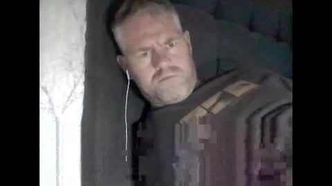 Snapshot of 81jonnyx chatting on 10/05/25, 01:53 81jonnyx online show from 10/05/25, 01:53