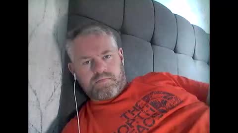 Snapshot of 81jonnyx chatting on 10/20/25, 11:43 81jonnyx online show from 10/20/25, 11:43