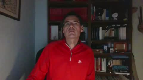 8age online show from 10/15/25, 09:48