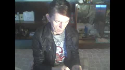 Snapshot of 8mistress8 chatting on 10/26/25, 05:46 8MISTRESS8 online show from 10/26/25, 05:46