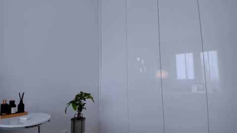 8selene online show from 11/21/25, 07:51