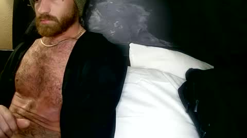 Snapshot of 90210screamer chatting on 12/03/24, 08:27 90210screamer online show from 12/03/24, 08:27