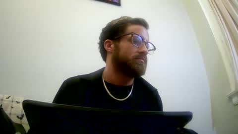 Snapshot of 90210screamer chatting on 12/12/24, 04:15 90210screamer online show from 12/12/24, 04:15