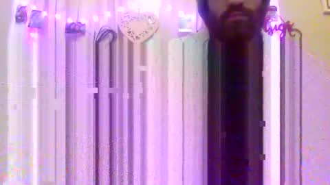 Snapshot of 90210screamer chatting on 03/04/25, 11:08 90210screamer online show from 03/04/25, 11:08