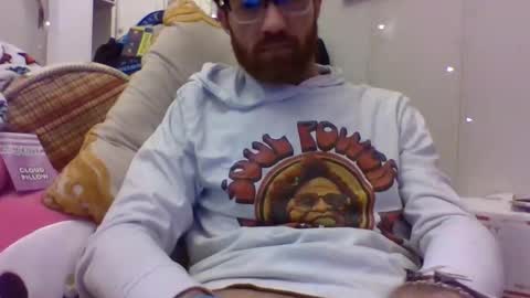 Snapshot of 90210screamer chatting on 10/31/25, 12:22 90210screamer online show from 10/31/25, 12:22