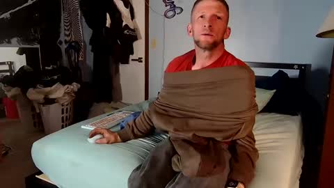 8over6 online show from 02/18/25, 01:43