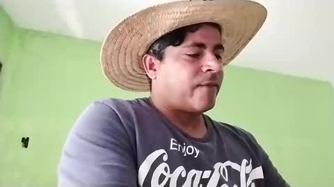 9vinhocamshow online show from 01/05/25, 11:37