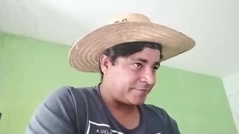 9vinhocamshow online show from 01/22/25, 11:56