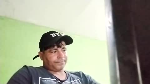 9vinhocamshow online show from 02/02/25, 09:23