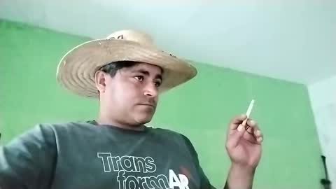 9vinhocamshow online show from 02/19/25, 12:11