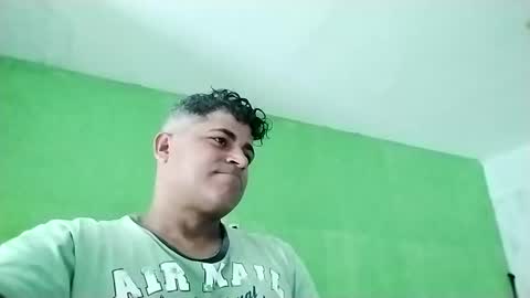 9vinhocamshow online show from 02/23/25, 11:44