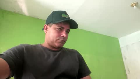 9vinhocamshow online show from 09/15/25, 11:32