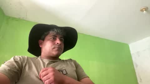 9vinhocamshow online show from 10/09/25, 11:08