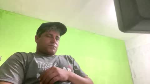 9vinhocamshow online show from 10/12/25, 11:48