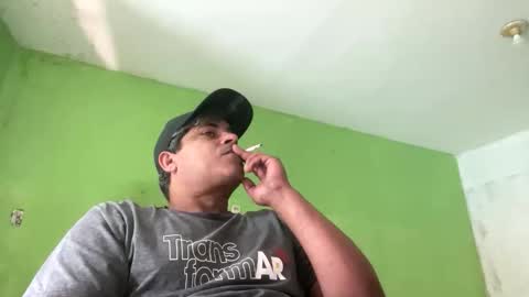 9vinhocamshow online show from 10/29/25, 11:34