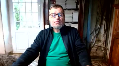 Snapshot of _123_voyeur_ chatting on 11/28/25, 01:03 _123_voyeur_ online show from 11/28/25, 01:03