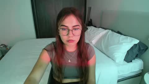 Snapshot of _abbyyyy_ chatting on 01/22/25, 07:56 abby 3 online show from 01/22/25, 07:56