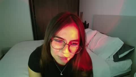 Snapshot of _abbyyyy_ chatting on 01/24/25, 10:08 abby 3 online show from 01/24/25, 10:08