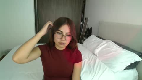 Snapshot of _abbyyyy_ chatting on 01/27/25, 08:17 abby 3 online show from 01/27/25, 08:17