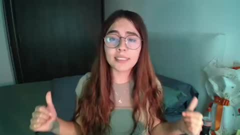 Snapshot of _abbyyyy_ chatting on 02/11/25, 10:18 abby 3 online show from 02/11/25, 10:18