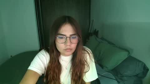 Snapshot of _abbyyyy_ chatting on 02/13/25, 07:52 abby 3 online show from 02/13/25, 07:52