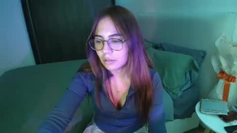 Snapshot of _abbyyyy_ chatting on 03/04/25, 07:54 abby 3 online show from 03/04/25, 07:54