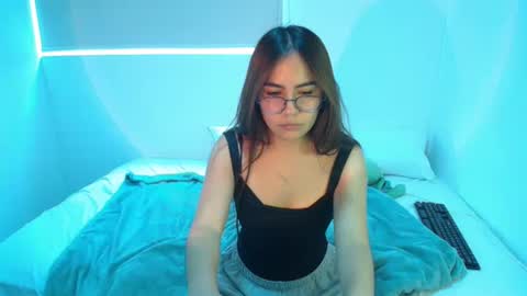 Snapshot of _abbyyyy_ chatting on 09/09/25, 05:45 abby 3 online show from 09/09/25, 05:45