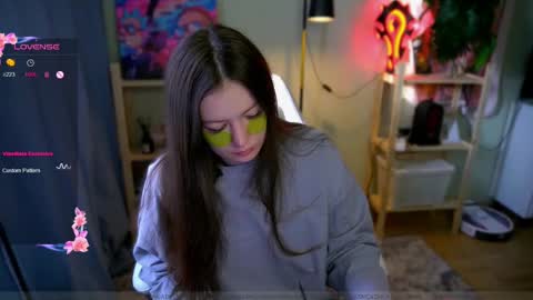 Snapshot of _aein_emy_ chatting on 03/05/25, 02:46 Emy online show from 03/05/25, 02:46