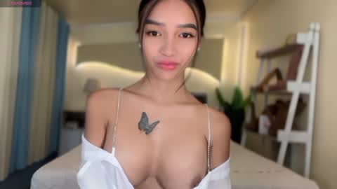 Snapshot of _agatha69_ chatting on 11/07/25, 02:33 agatha online show from 11/07/25, 02:33