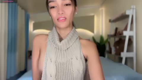 Snapshot of _agatha69_ chatting on 11/19/25, 02:33 agatha online show from 11/19/25, 02:33