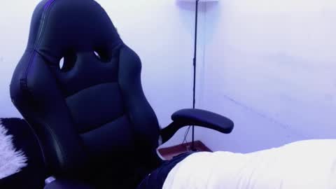 Alexandra online show from 11/15/25, 02:53