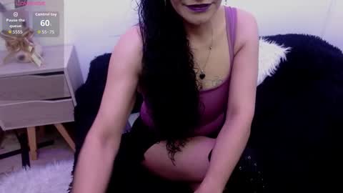 Alexandra online show from 11/16/25, 10:26