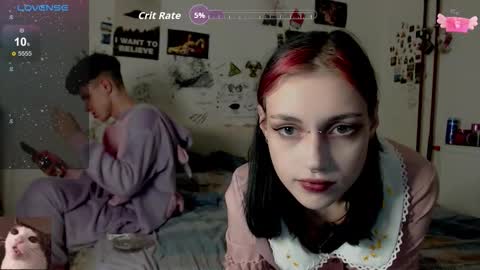 Snapshot of _alisa_in_wonderland chatting on 09/25/25, 07:28 Charlotte and Alex online show from 09/25/25, 07:28