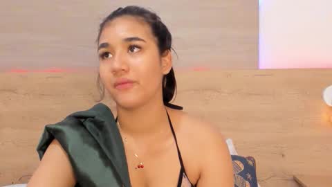 Snapshot of _ananyaa_lov chatting on 10/02/25, 12:01 ananya online show from 10/02/25, 12:01