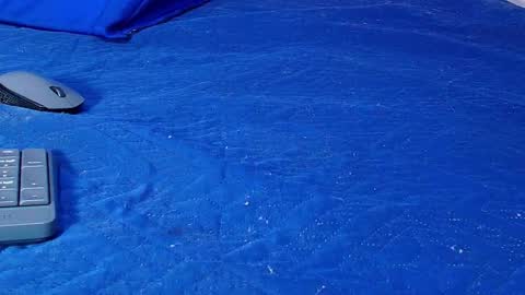 Any online show from 10/25/25, 07:30