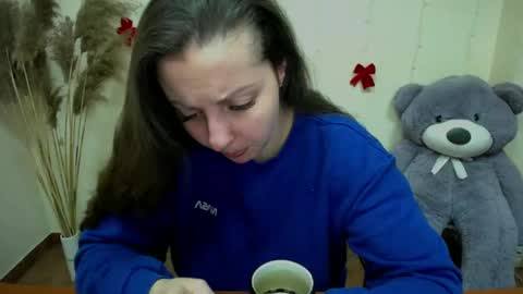 Anna online show from 01/06/25, 07:20